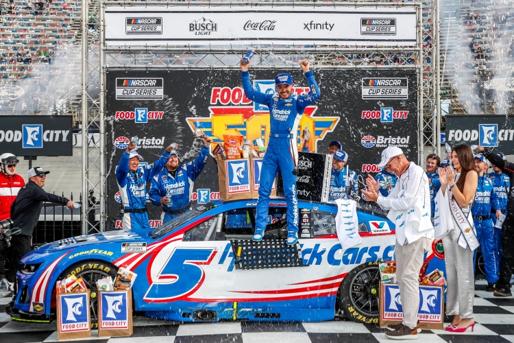 Larson Bristol Victory.png