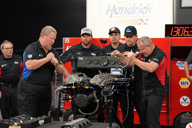 2023 Hendrick Engine Builder Showdown Vester Seaton Hendrick Cars.jpg