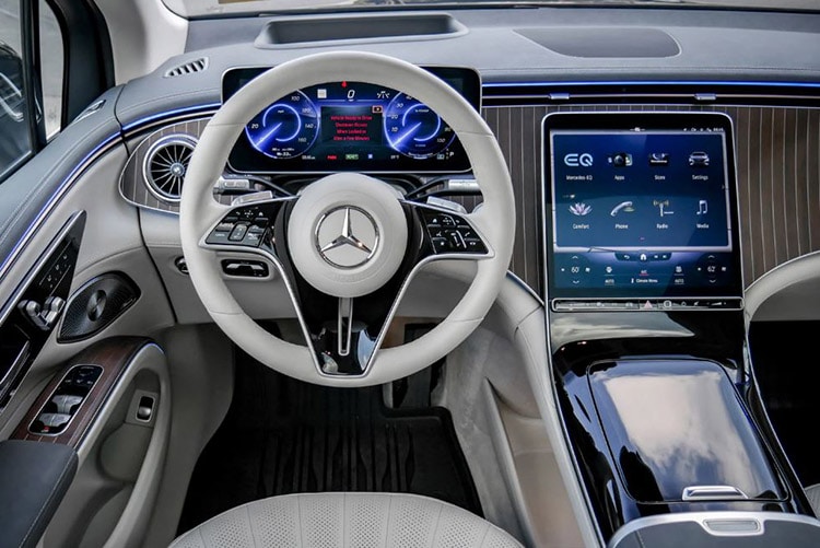 Mercedes EQS steering Hendrick Cars.jpg