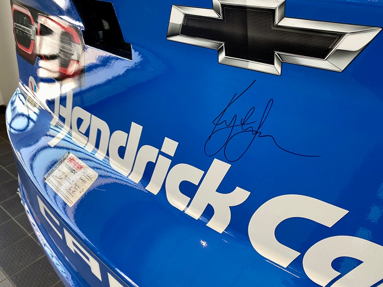 Kyle Larson signed Daytona 500 bumper.jpg