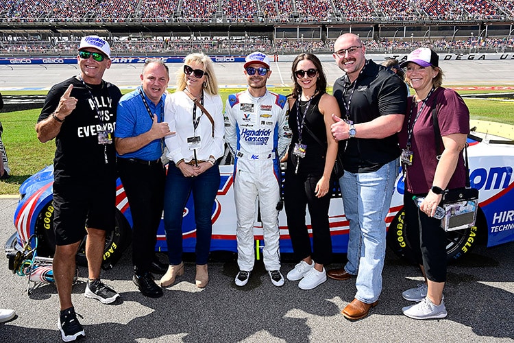 2023 Kyle Larson Hendrick Cars Talladega Teammates.jpg