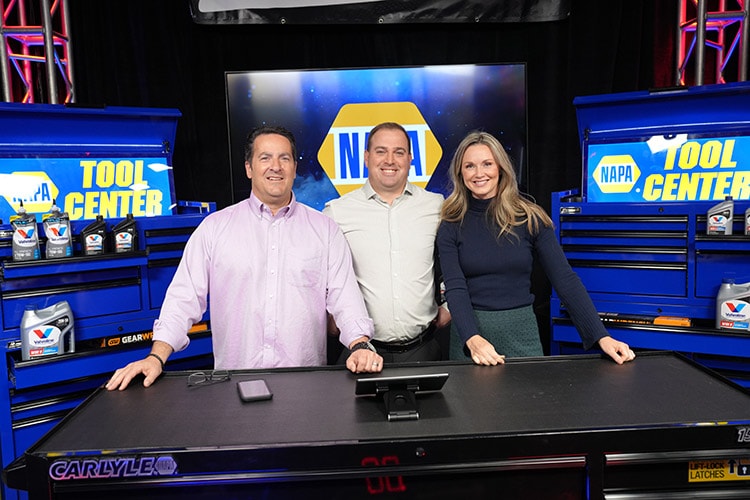 2023 Hendrick Engine Builder Showdown Hosts Hendrick Cars.jpg