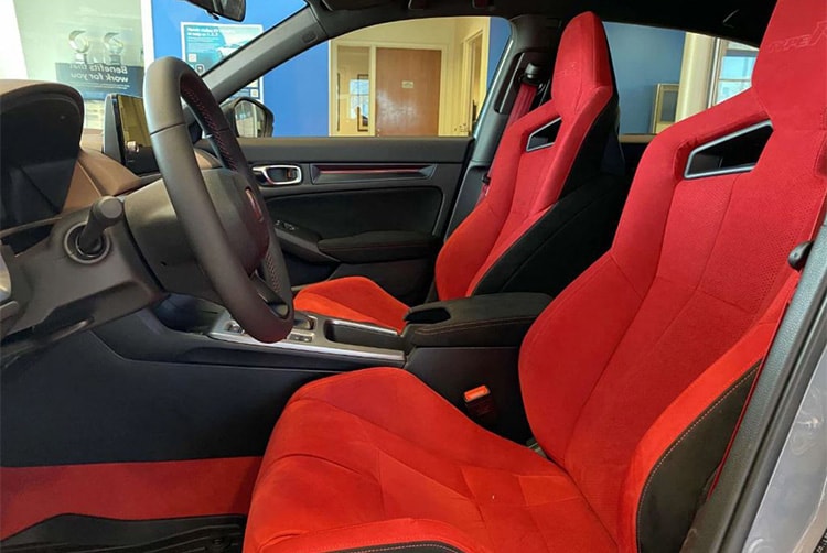 Honda Civic Type R Interior Hendrick Cars.jpg