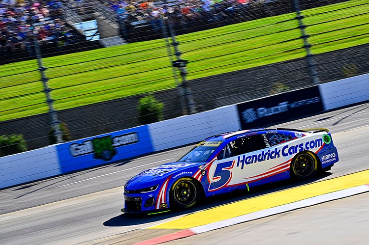 2023 Kyle Larson Hendrick Cars Martinsville2.jpg