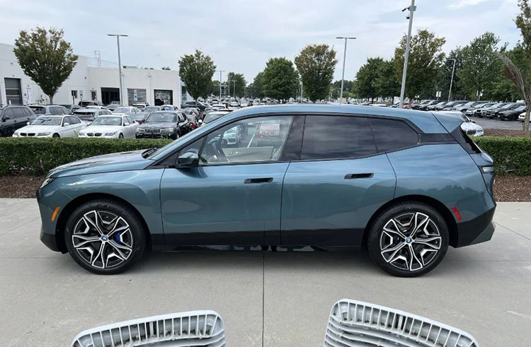 BMW iX Side Hendrick Cars.jpg