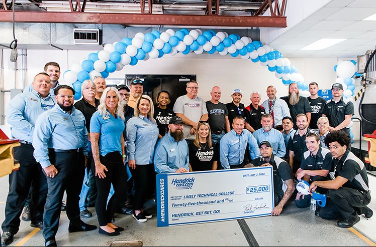 Hendrick Cars Kyle Larson STEM Grant Teammates.JPG